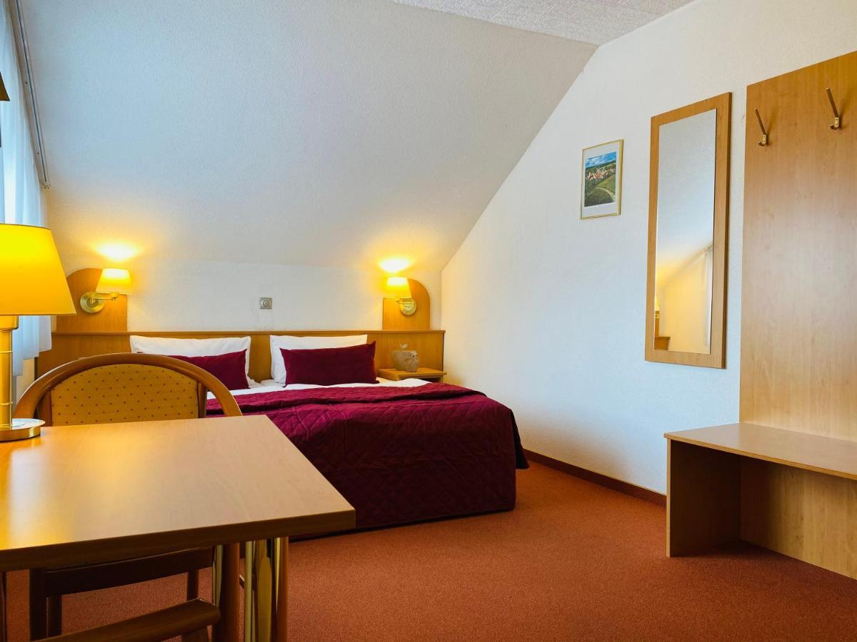 Hotel Zum Goldenen Adler Pfarrweisach Exteriér fotografie